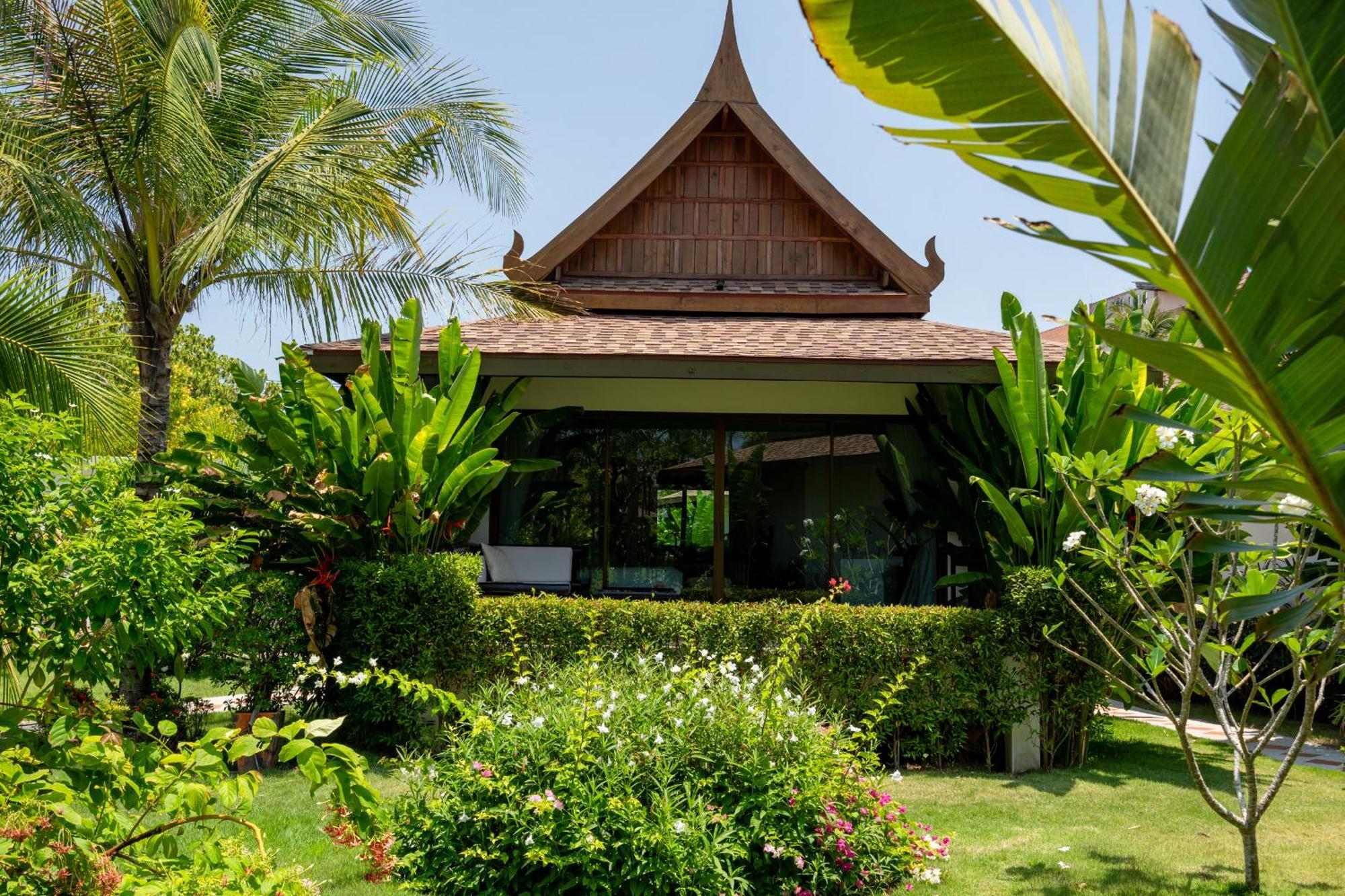 Lanta Palace Beach Resort & Spa - Adult Only Ko Lanta Buitenkant foto