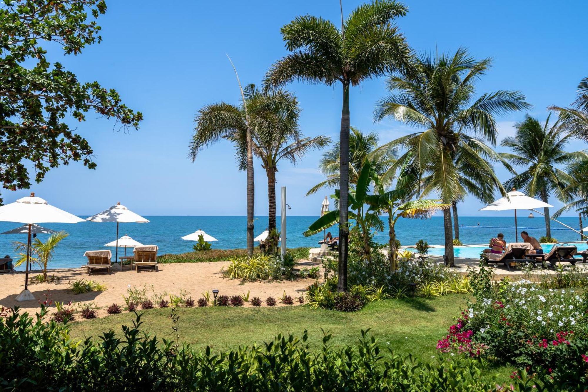 Lanta Palace Beach Resort & Spa - Adult Only Ko Lanta Buitenkant foto